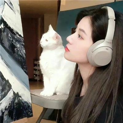 回首不见故人眸